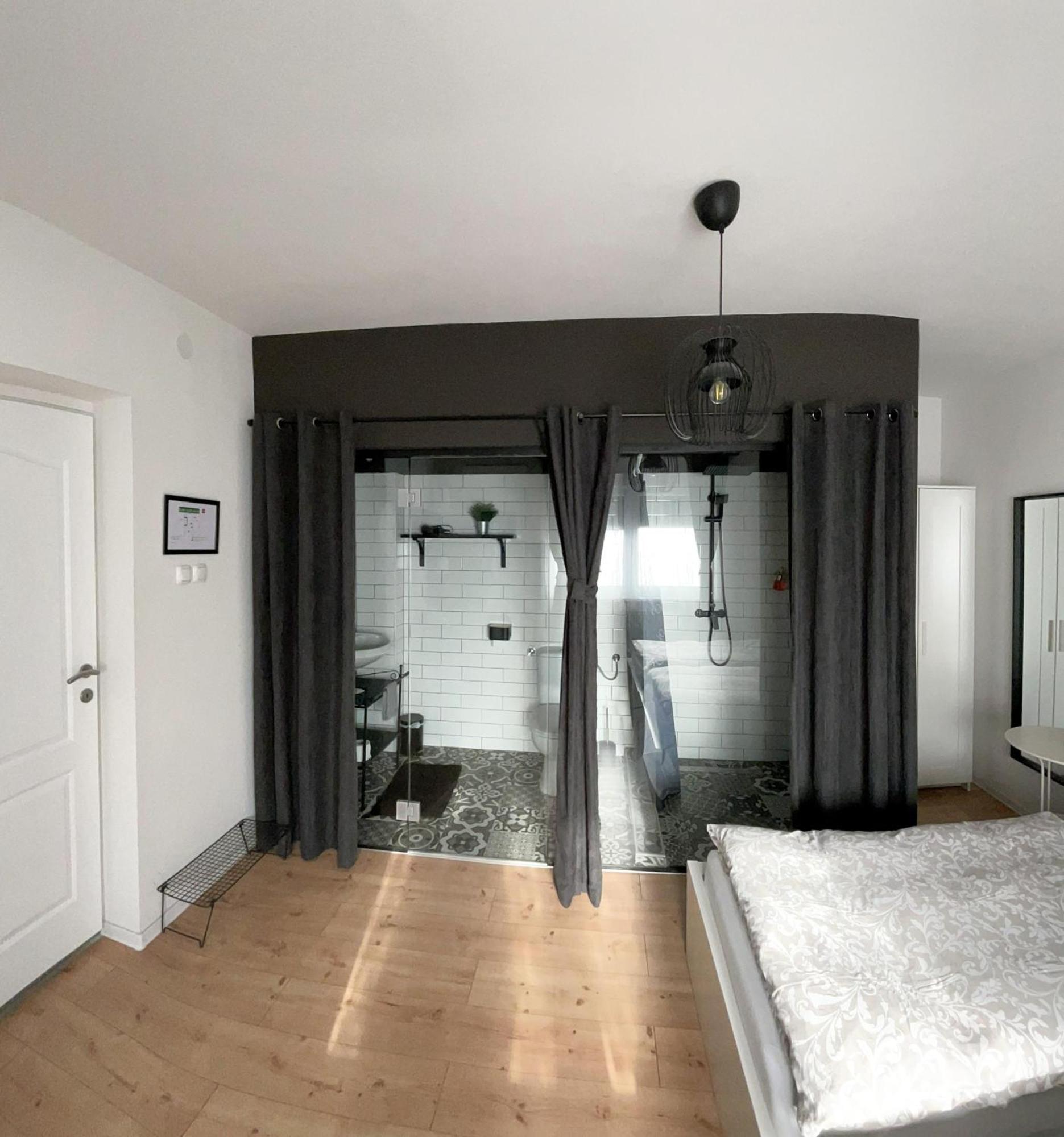 4 Stars Rooms Near Airport Scitarjevo Exterior foto